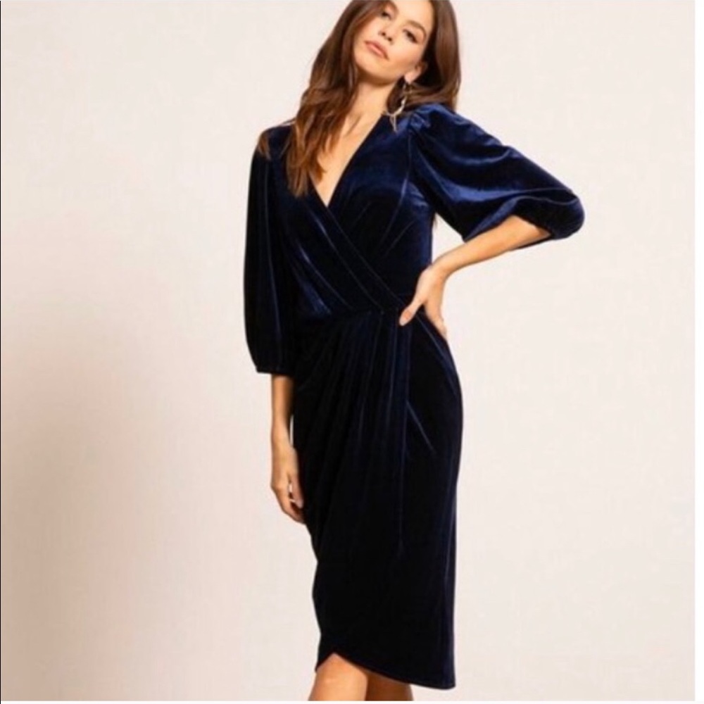 Lucy Paris Catarina Velvet Dress Navy